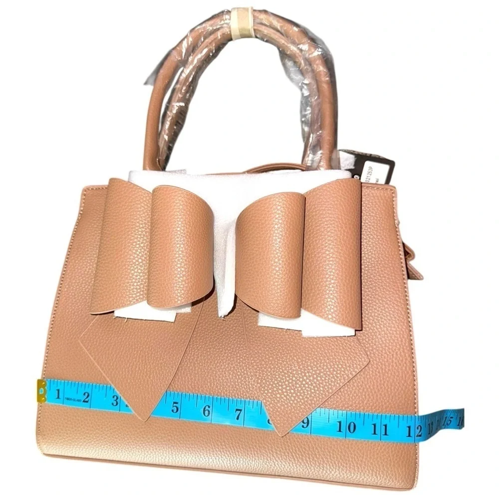 NEW Crossi Bow Bag